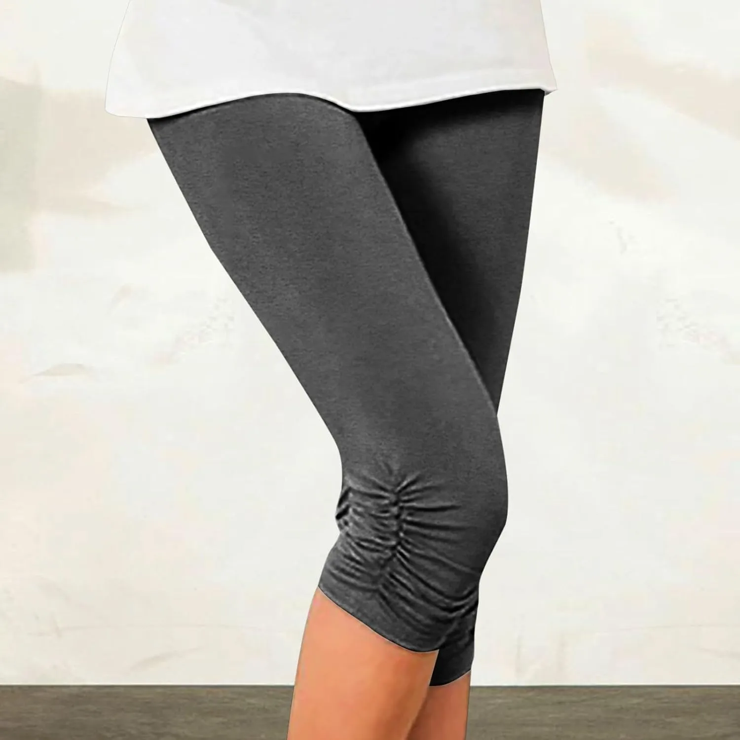 Capri Pants for Women 2025 Summer Casual Capri Leggings Stretch Slimming Workout Yoga Pants Plus Size Leggings