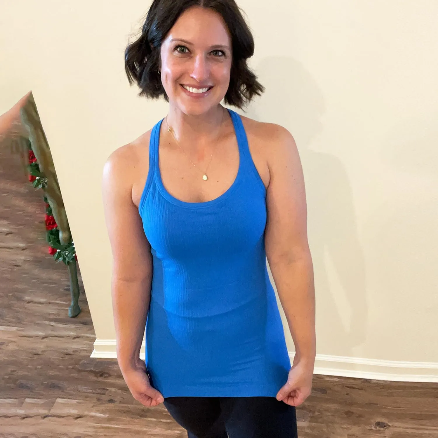 Evercute 1/2/3 Pack Workout Tank Tops for Women with Built in Bra Racerback Yoga Sleeveless Top Camisole Athletic Gym Tops
