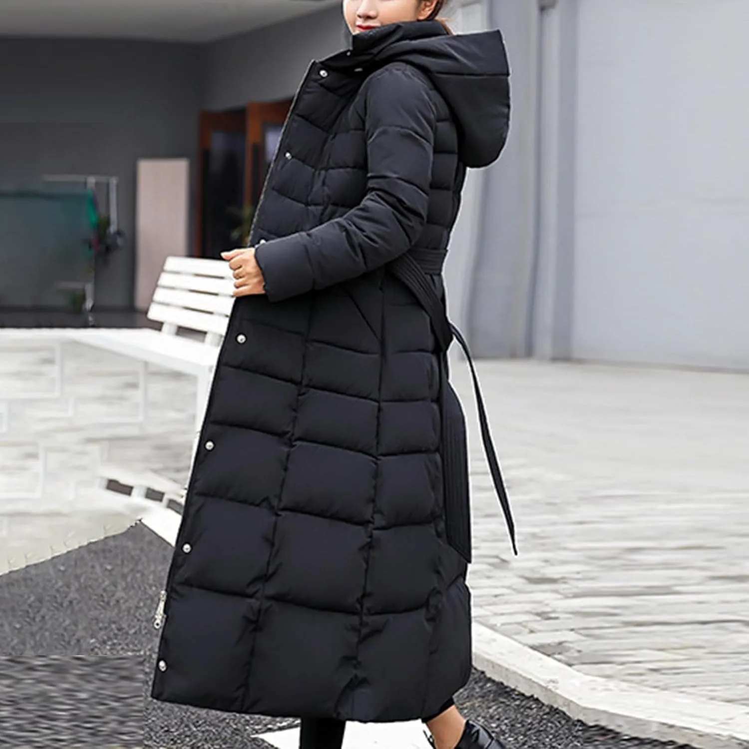 Long Puffer Jacket Women Maxi Length Quilted Down Jacket Winter Warm Padded Coat Outerwear with Fur Collar Hood