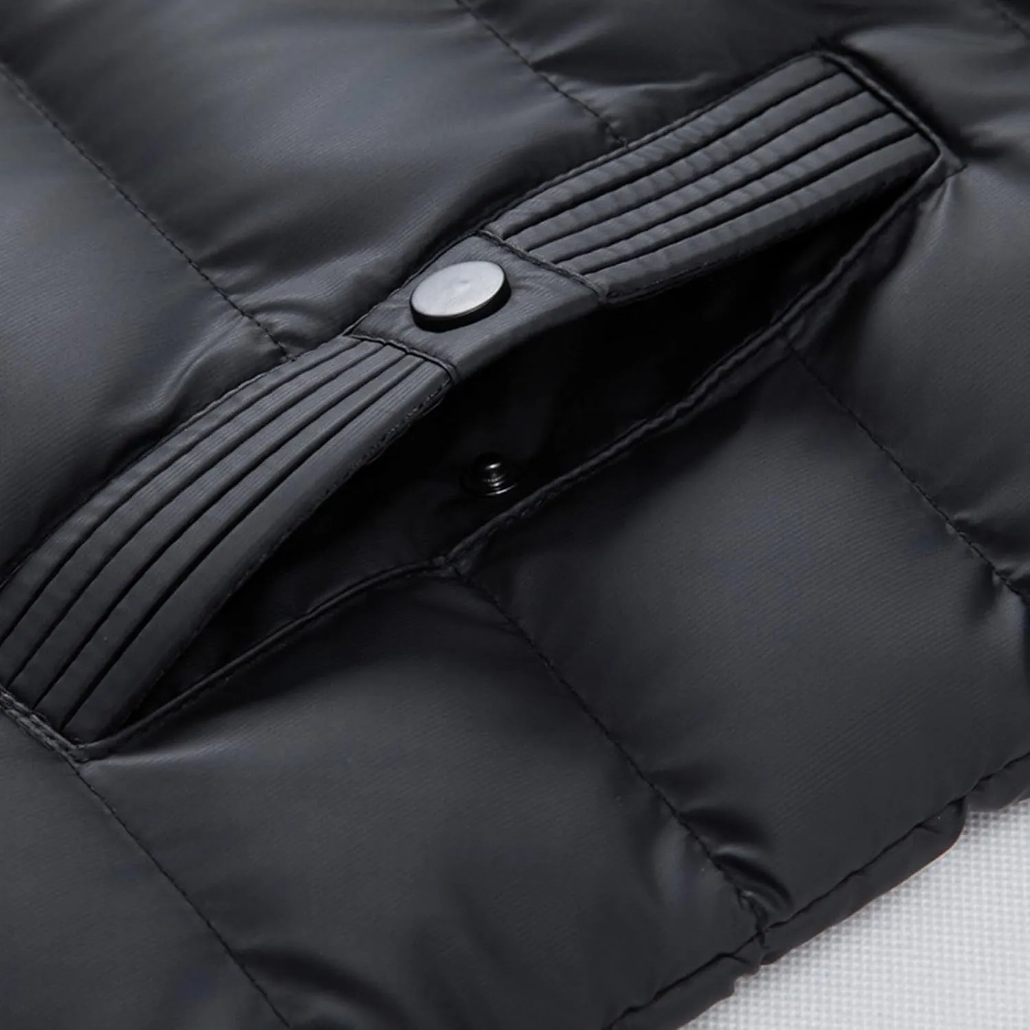 Men Puffer Jacket Hooded Full Zip Water-Resistant Puffy Jacket Quilted Lined Winter Down Coats Outerwear with Pockets