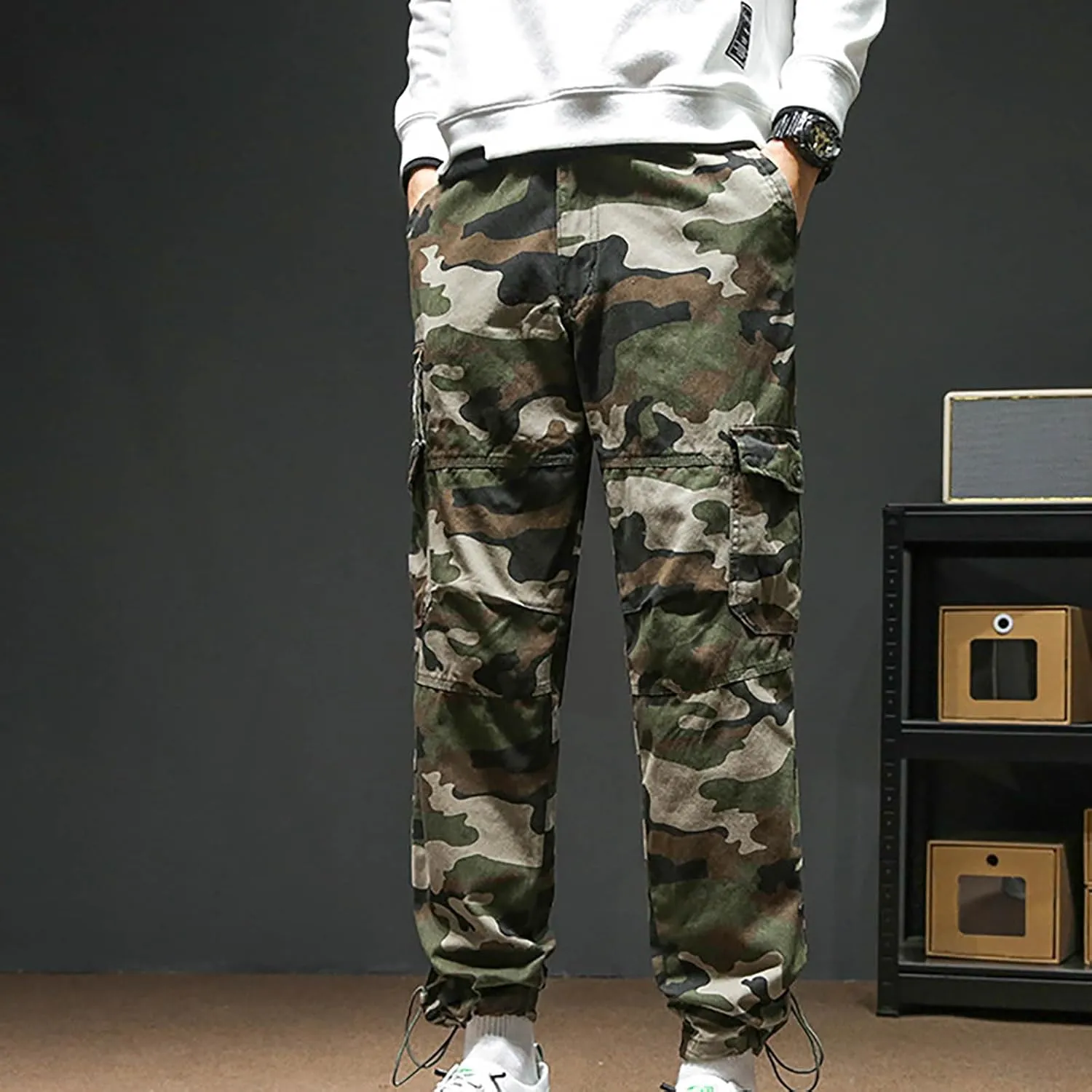 Men's Fleece Cargo Sweatpants Straight Leg Button Fly Joggers Sweatpants Loose Fit Tech Athletic Workout Gym Pants