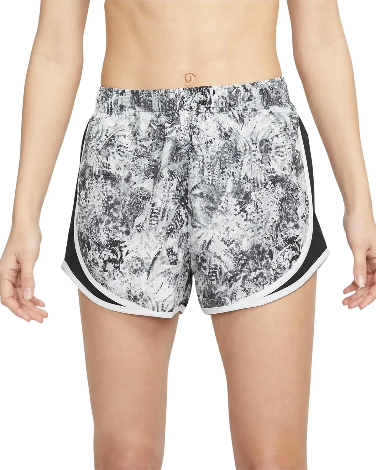 Nike Women's Printed Tempo Running Shorts Large