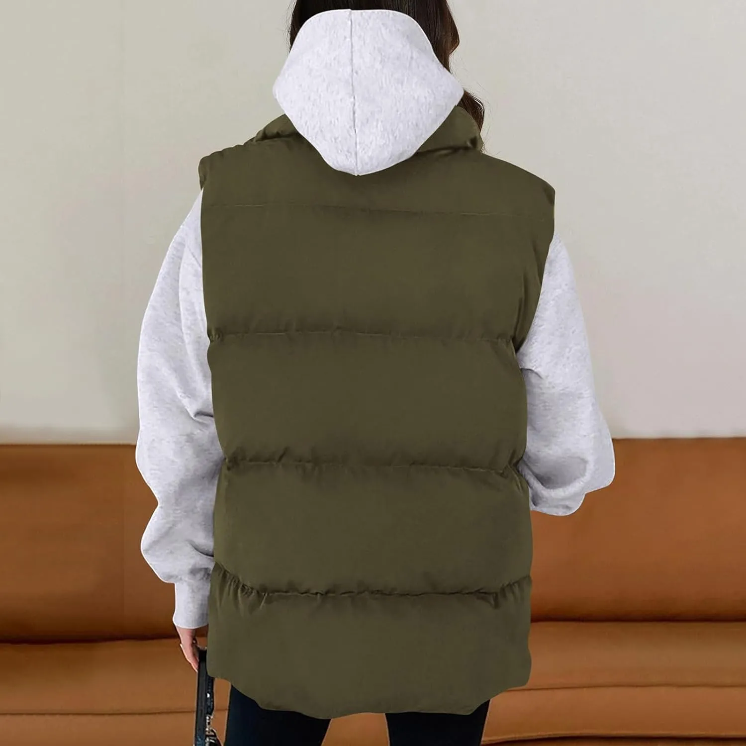 Puffer Vest Women Casual Sleeveless Stand Collar Zip Up Jacket Lightweight Warm Winter Coats Outerwear with Pockets
