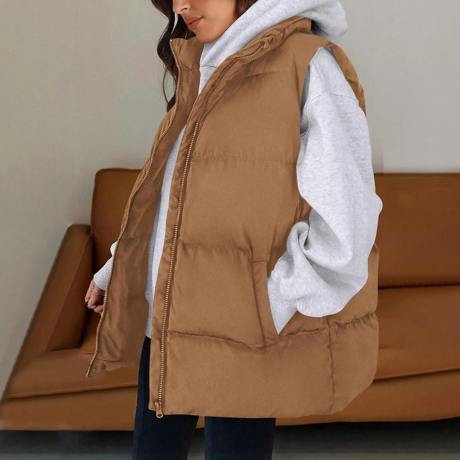Puffer Vest Women Casual Sleeveless Stand Collar Zip Up Jacket Lightweight Warm Winter Coats Outerwear with Pockets