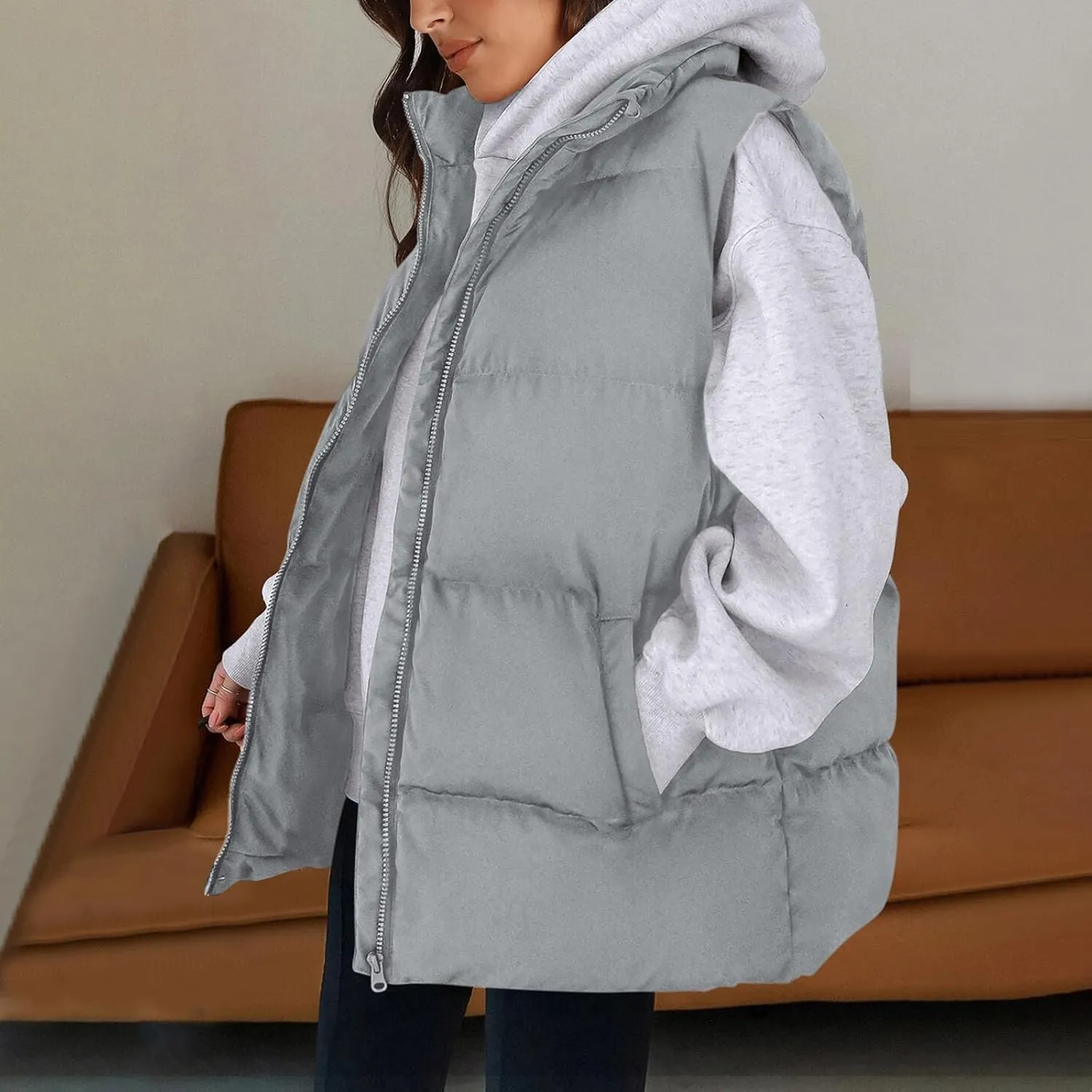 Puffer Vest Women Casual Sleeveless Stand Collar Zip Up Jacket Lightweight Warm Winter Coats Outerwear with Pockets