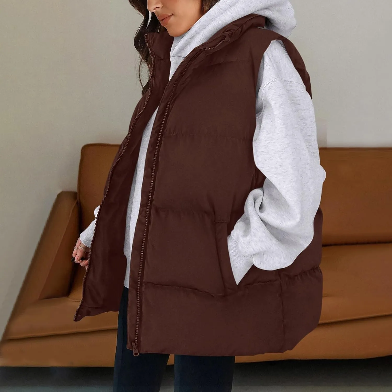 Puffer Vest Women Casual Sleeveless Stand Collar Zip Up Jacket Lightweight Warm Winter Coats Outerwear with Pockets