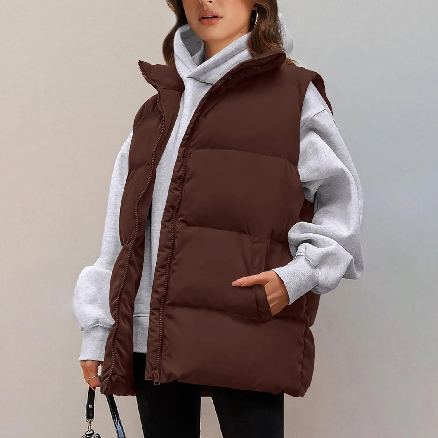 Puffer Vest Women Casual Sleeveless Stand Collar Zip Up Jacket Lightweight Warm Winter Coats Outerwear with Pockets