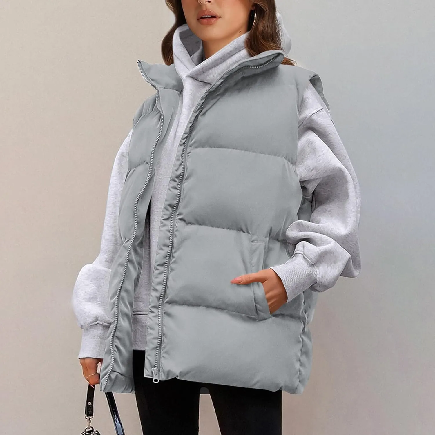 Puffer Vest Women Casual Sleeveless Stand Collar Zip Up Jacket Lightweight Warm Winter Coats Outerwear with Pockets