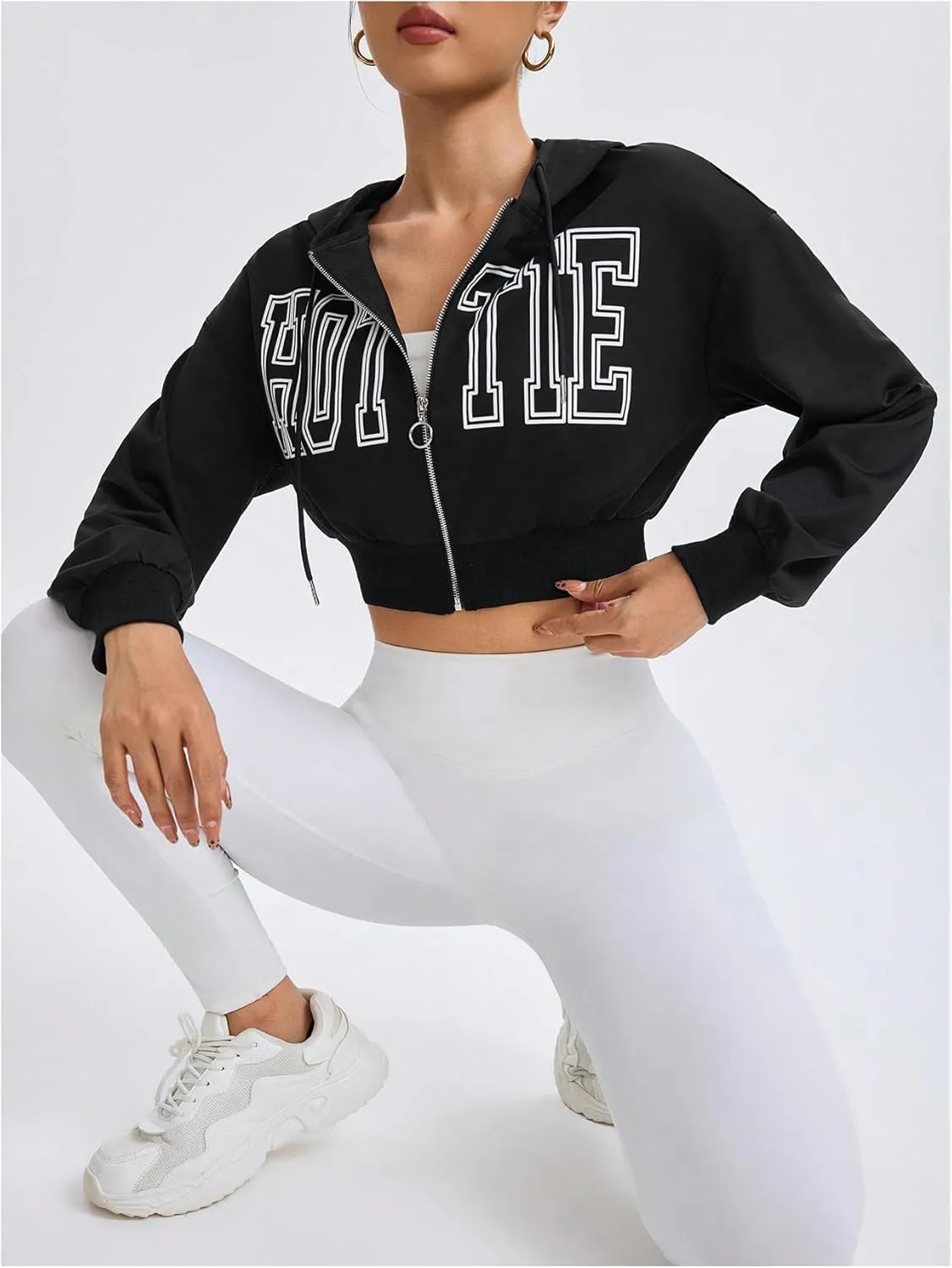 Verdusa Women's Letter Print Zip Up Cropped Hoodie Long Sleeve Crop Hooded Sweatshirt
