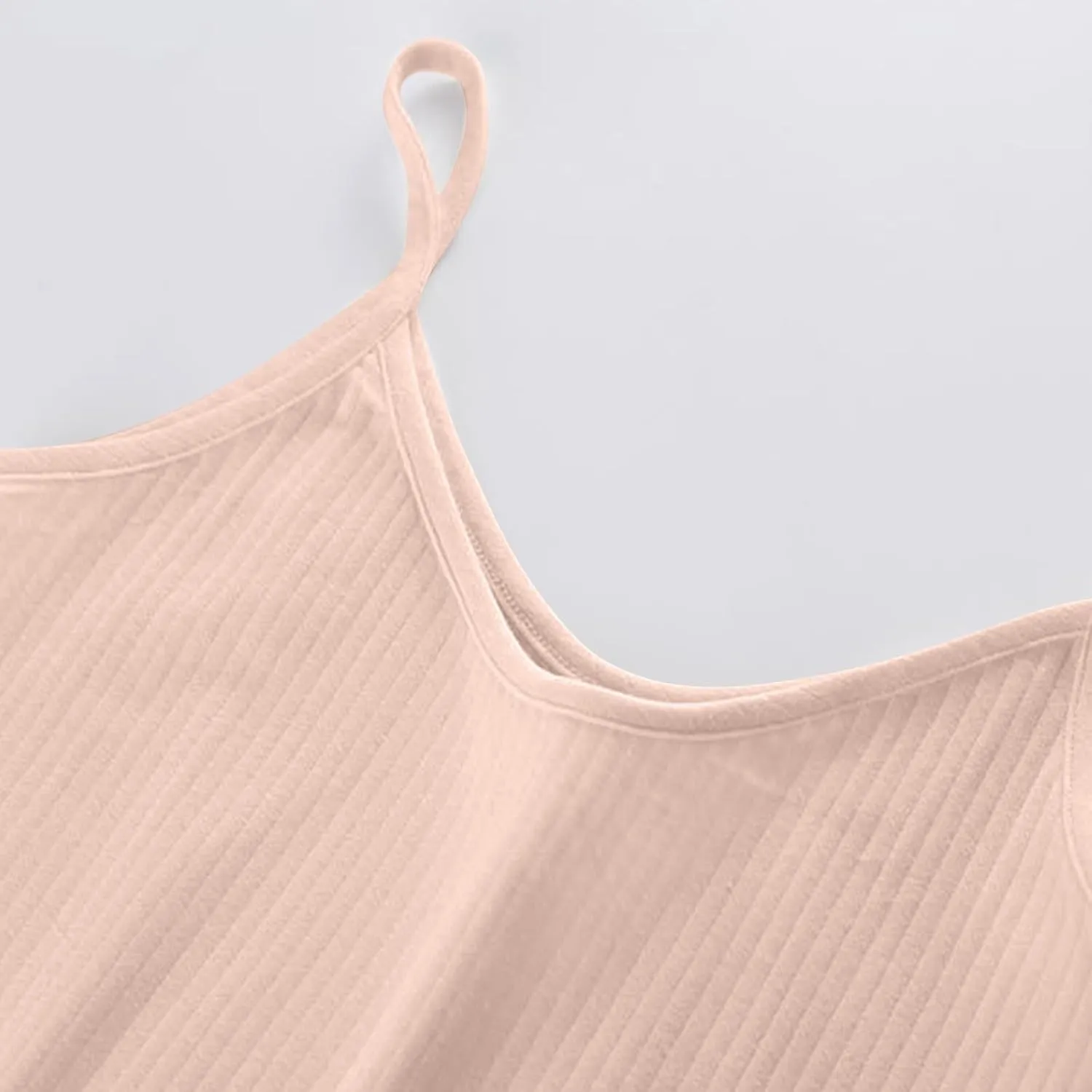 Women’s 2025 V-Neck Camisole Tank Top, Soft Stretch Basic Sleeveless Shirt for Casual Wear, Lightweight Everyday Tops