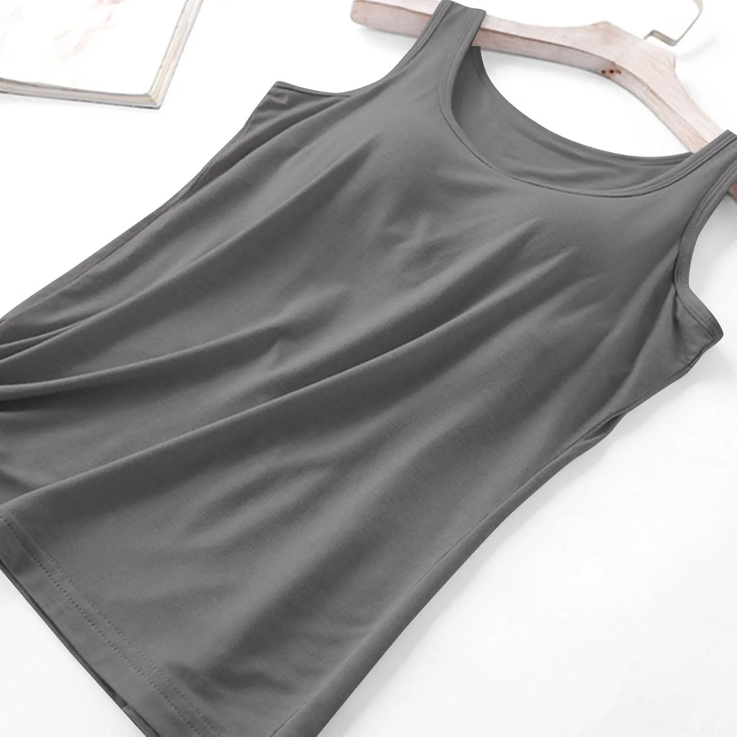 Womens Tank Tops with Built in Bra Seamless Crewneck Workout Tops Sleeveless Athletic Yoga Shirts Sports Gym Clothes