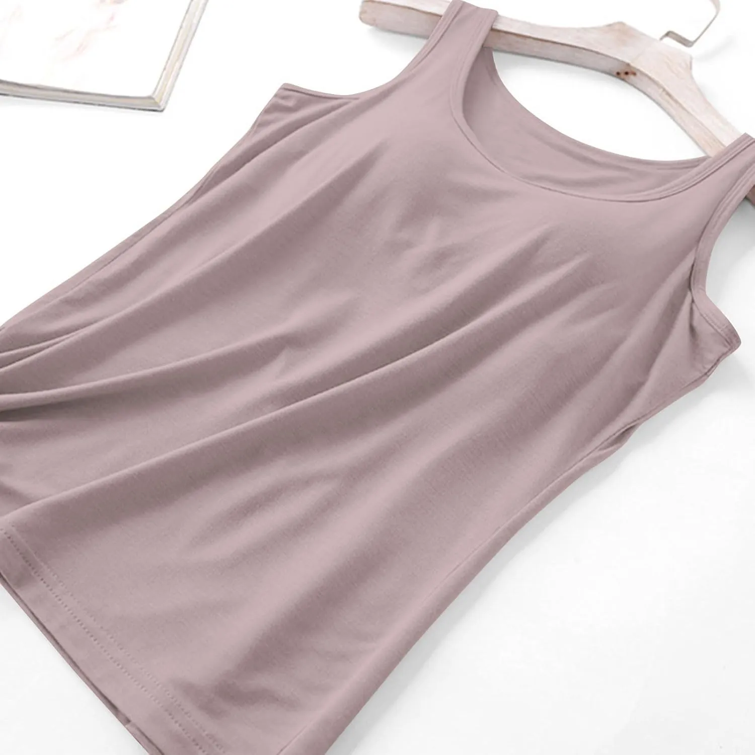 Womens Tank Tops with Built in Bra Seamless Crewneck Workout Tops Sleeveless Athletic Yoga Shirts Sports Gym Clothes